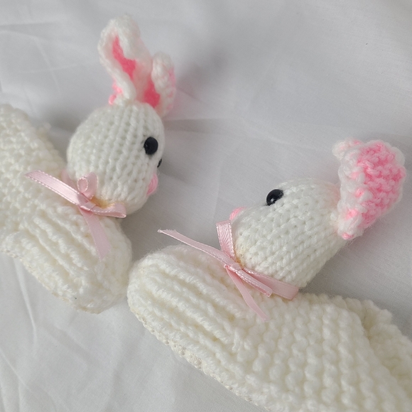 Adorable Bunny Knit Toddler Baby Booties with Grippy Bottoms 5" - Picture 3 of 5